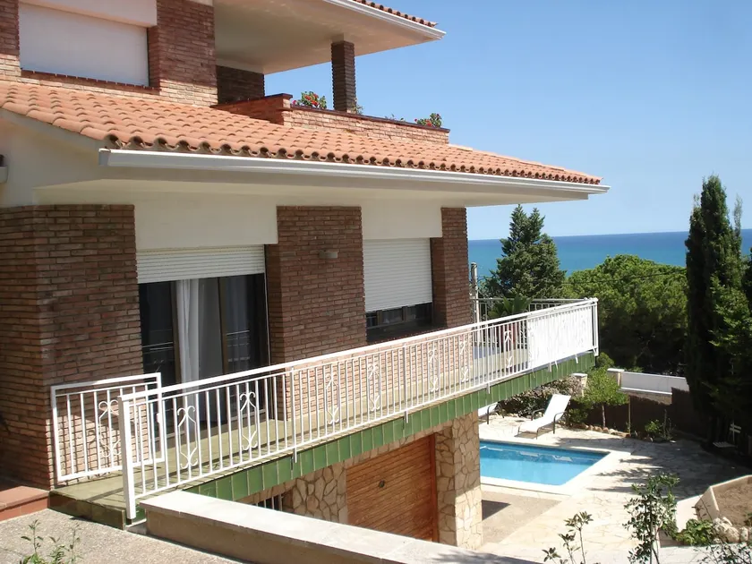 EL BOSQUET. CHALET WITH OCEAN VIEWS AND POOL - Image 1
