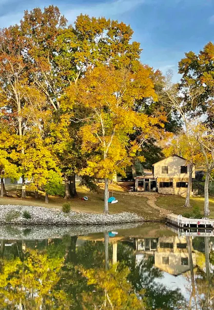 LAKE AWANA POINT-Private waterfront w dock, & pit! - Image 1