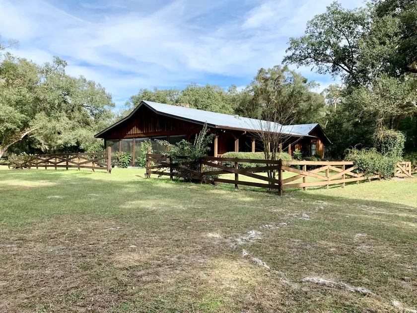 Cabin in the Country - Image 1