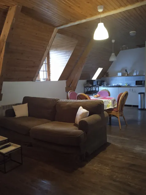 entire apartment with staircase for access - Image 1