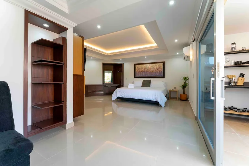 Loft 09 Poblado•Fast WiFi•Pool•Jacuzzi•Top Location - Image 1