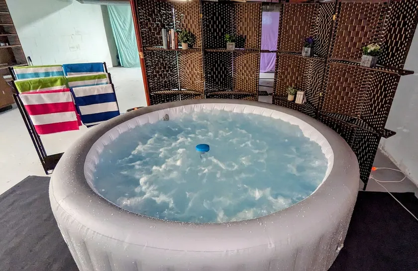 Moose Tracks Hot Tub Hideaway w/50 amp EV Outlet - Image 1
