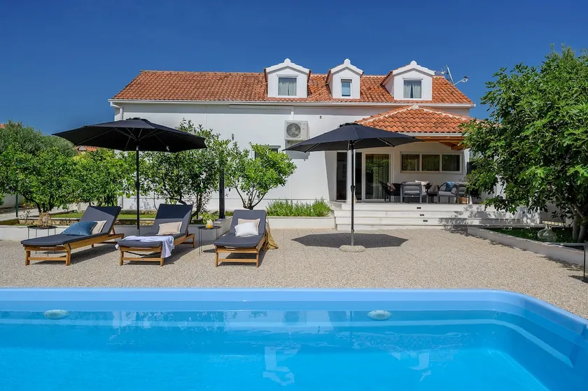 IDEAL FOR FAMILY SUMMER HOLIDAYS - Image 1