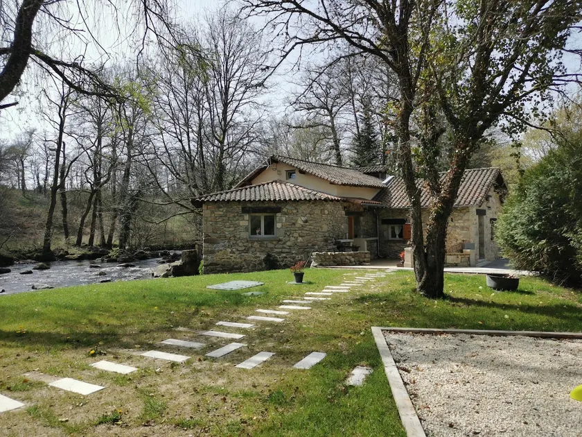 Have a dream stay at the Moulin Monjonc! - Image 1