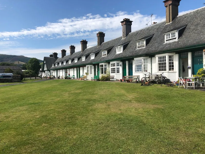 Lamlash Cottage with Spectacular Views - Image 1