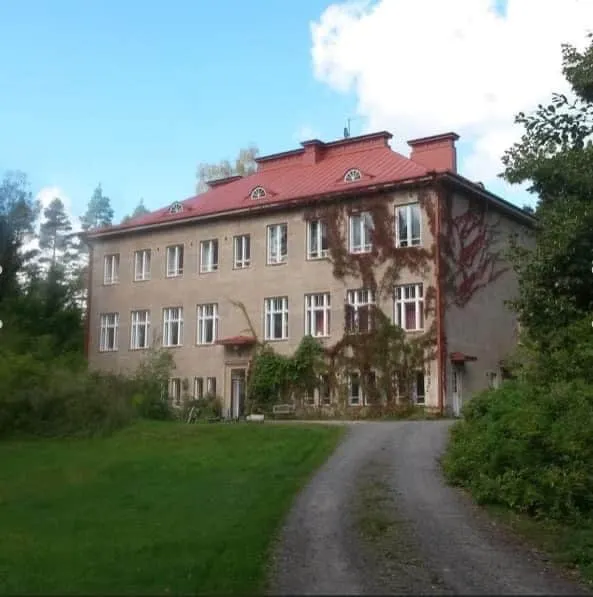 Stone castle in Raasepori / three-room apartment for rent - Image 1