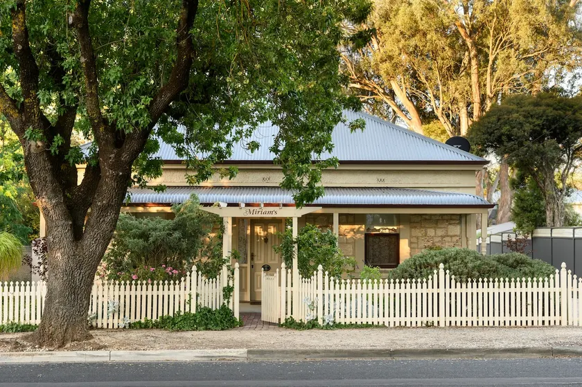 Miriams Cottage - Image 1