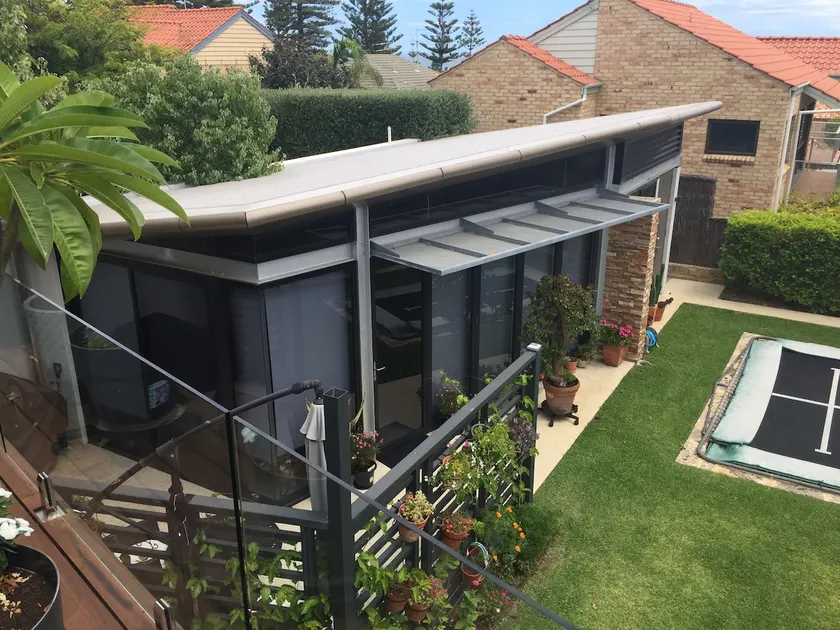 Affordable Beachside Studio | Near Beach & Train - Image 1
