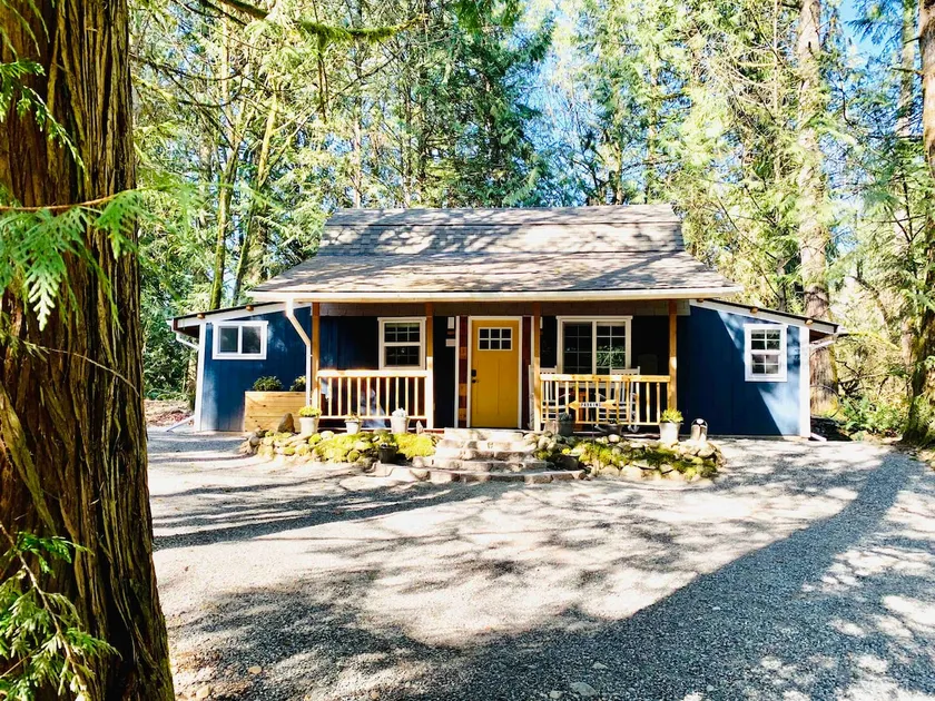 Cozy Wooded Escape!+ Movie Theater! - Image 1
