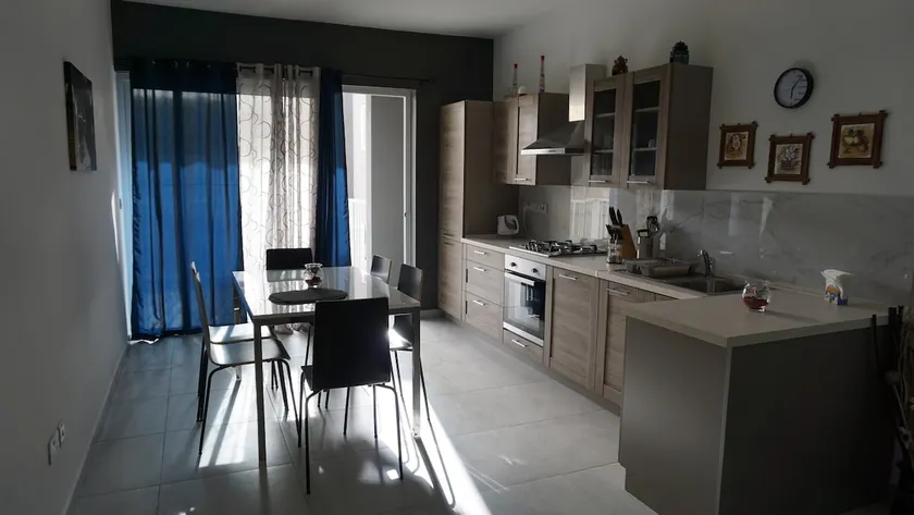 Luqa Apartment - 5 mins from Airport - Image 1
