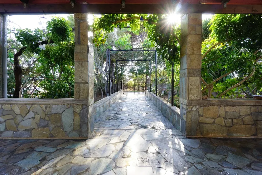 Villa 'Manios' near the Beach - Image 1