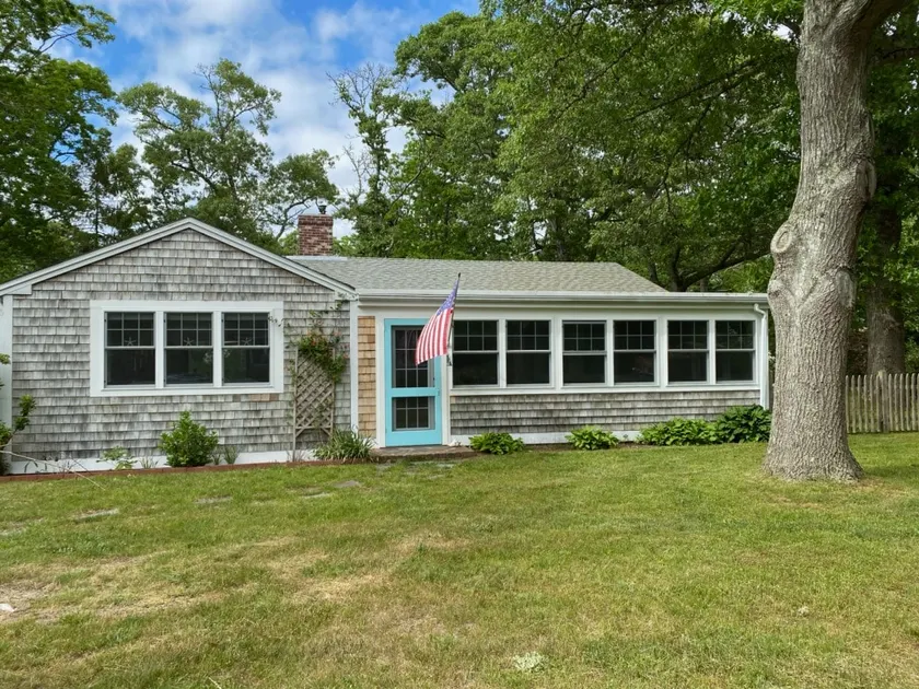 Renovated Bayside Eastham Cottage - Image 1