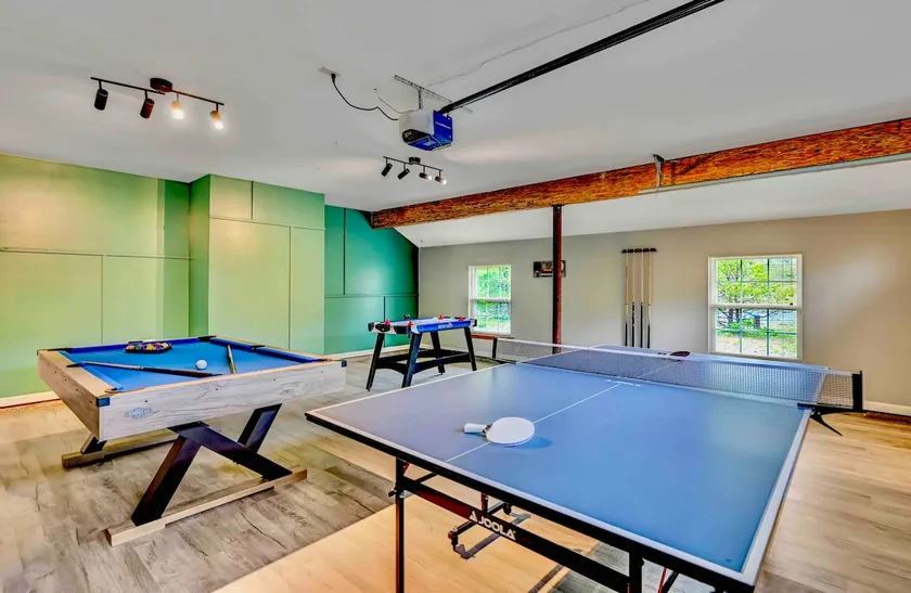 Your Ultimate Fun Getaway Near Camelback - Image 1