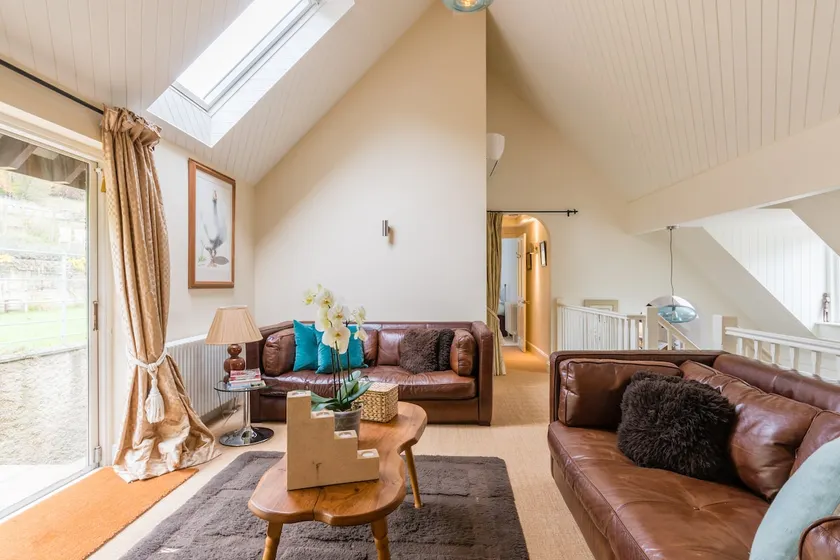The Chairman's Retreat in The Cotswolds - Space To Relax in the Countryside - Image 1