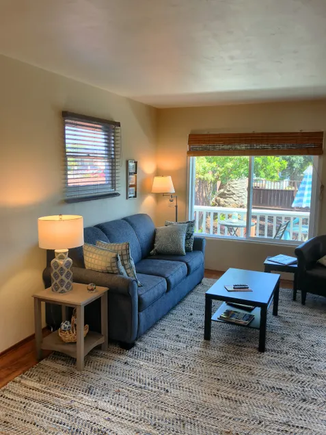 Classic PB Surf Cottage - Image 1