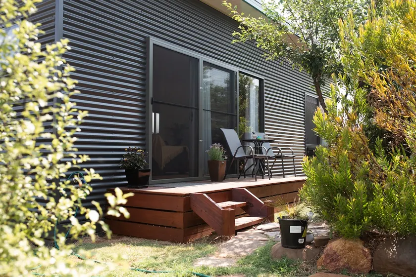The Bacchus Guest House - Fully Self Contained - Image 1