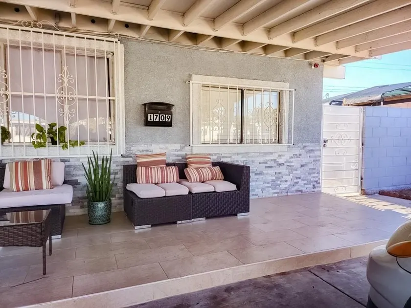 Beautifully Centrally located place! - Image 1