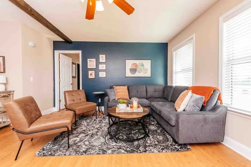 Centrally Located 3 Bedroom Home Near I75 and RAFB - Image 1
