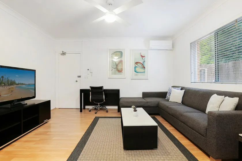 Entire 2 Bedroom apartment near UNSW & Hospitals - Image 1