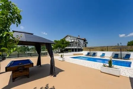 Villa Luka - Image 1