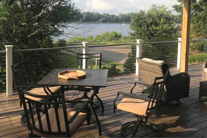 River House Suite - Image 1