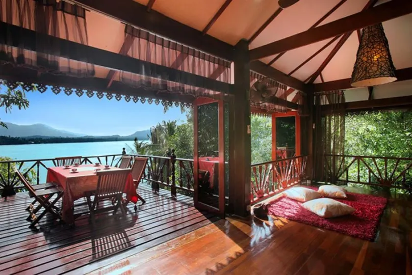 7 Br Sea Front Koh Phangan - Image 1