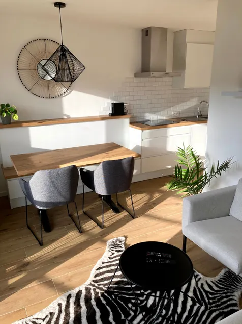 Cozy apartment with terrace-private pool-parking - Image 1