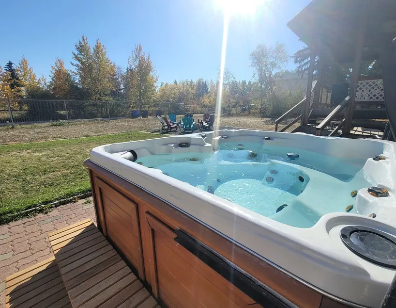 Large House with Hot Tub by beach - Image 1