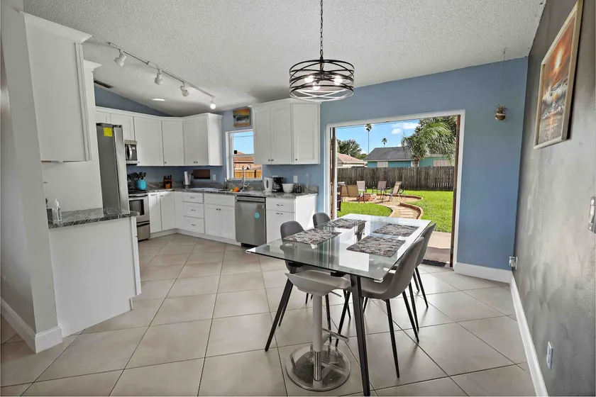 Sunset House - Image 1