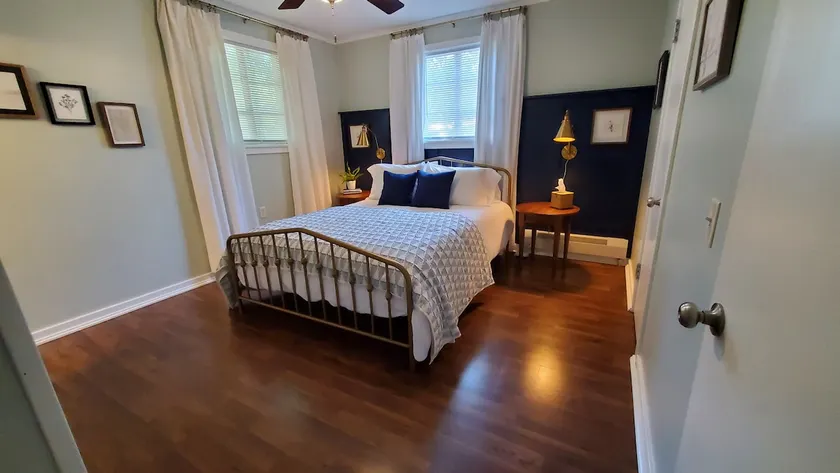 Lusso Suite #2 - Lovely one bedroom - Image 1