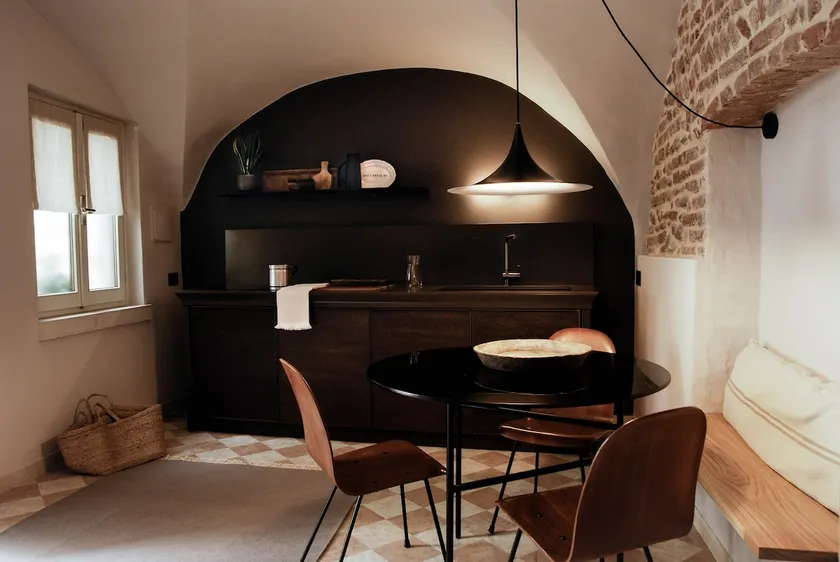 Casa Moritsch: historic home in the heart of Bassano - Image 1