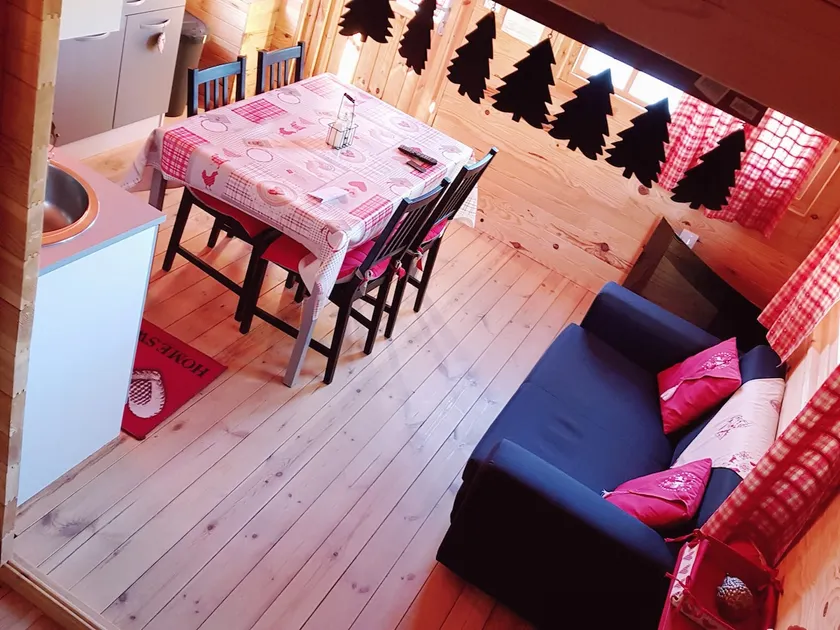 Cozy chalets (hedgehog) - Image 1