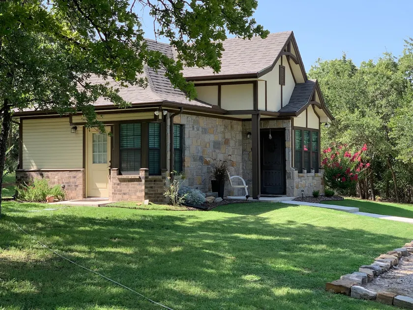 Rosemeade Cottage - Image 1