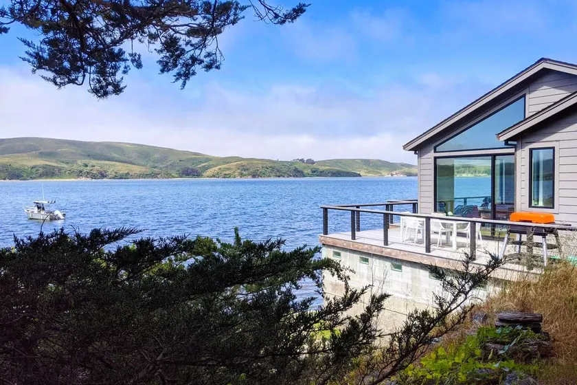 Tomales Bay: Tranquility, Bay Views, Kayaks & - Image 1