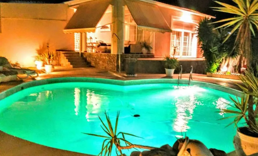 Villa with private pool. Relaxing getaways. - Image 1
