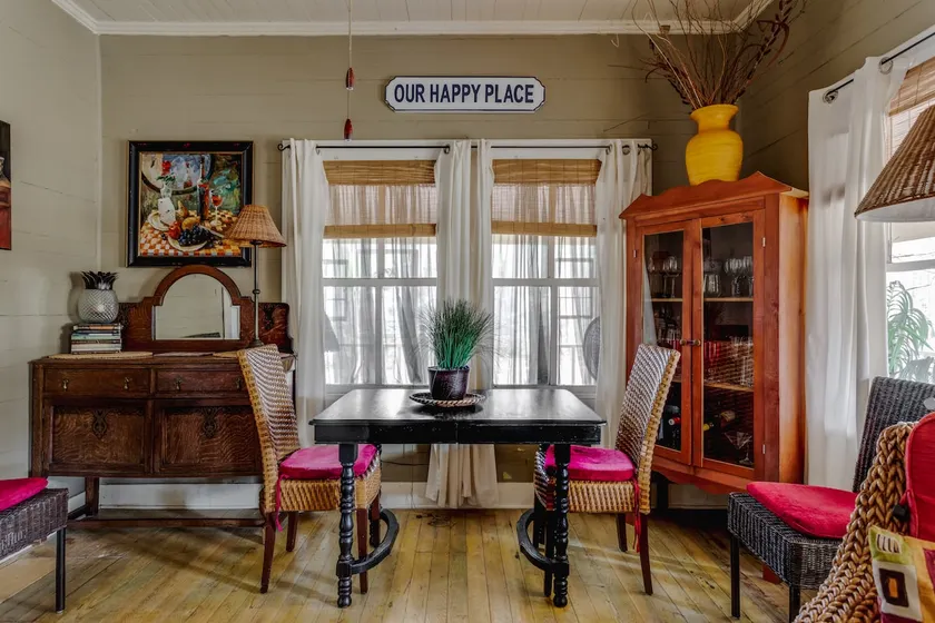 RELAX at the Happy House-Bon Secour- Sleeps 4 - Image 1