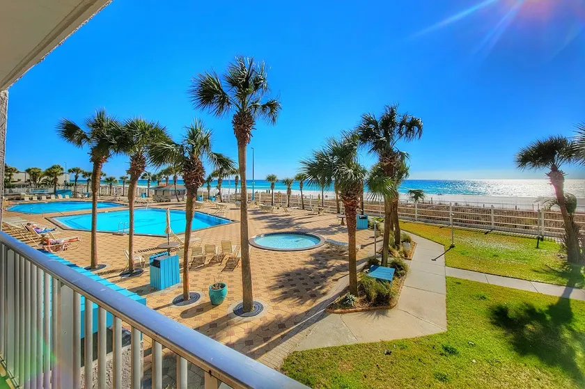 ~2 Floor/Free Beach Chairs/Oceanfront/Pools/Saunas - Image 1