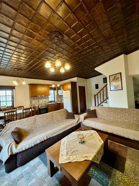 Vradeto Guesthouse - Image 1