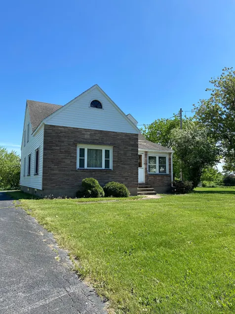 Nan's Place, a residential home in Clayton, NY - Image 1