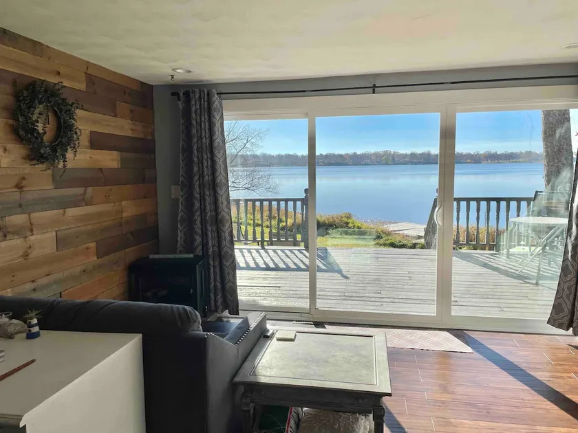 Round Lake Getaway Retreat - Image 1