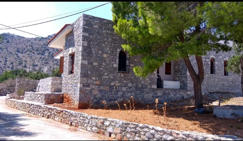 Seaside villa - Image 1