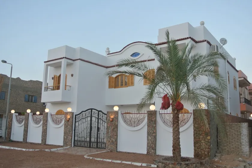 SHAHIN GARDEN VILLA - Image 1