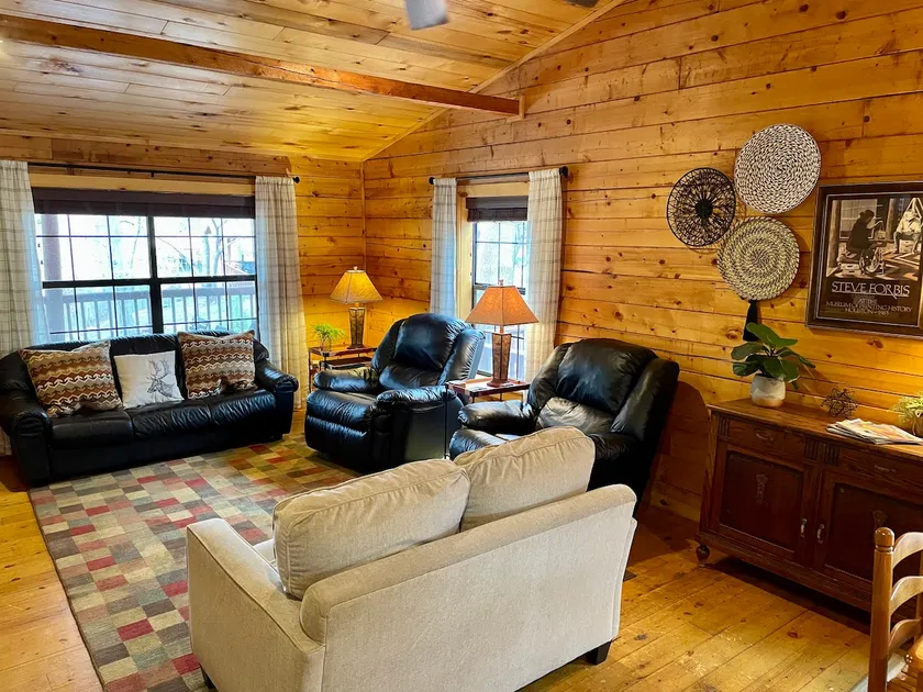 Once a Part of the Beloved Shady Oak Lodge - Cabin 3 w/ Boat Ramp - Image 1