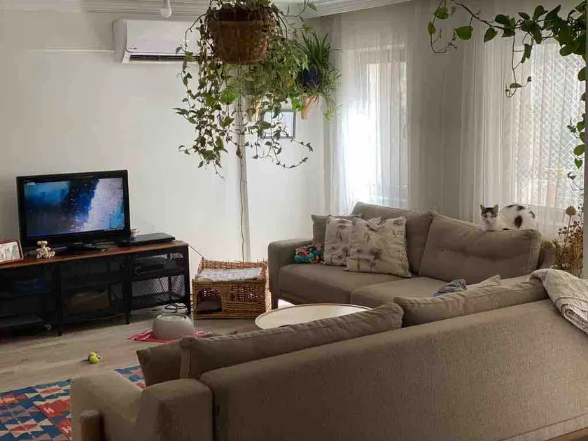 Duplex apartment very close to the beach and metro - Image 1