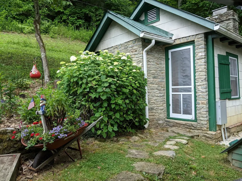 Charming Cook's Cottage in Foscoe - Image 1