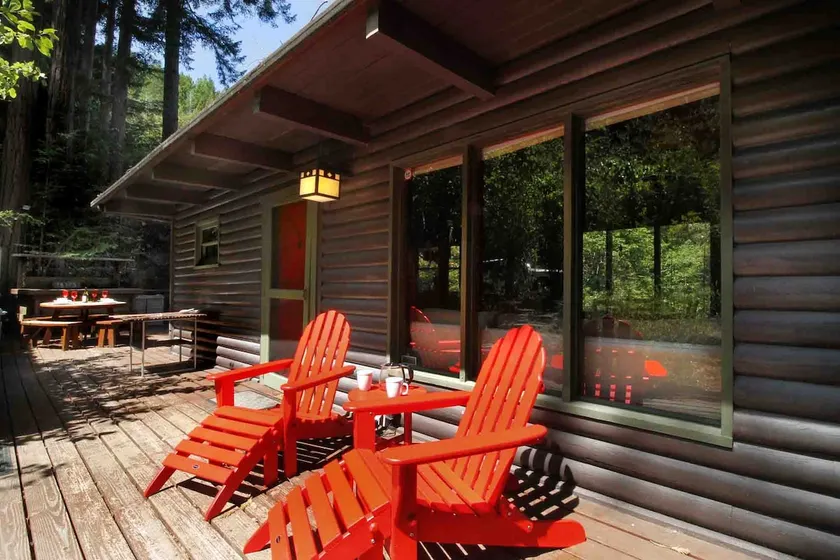 TREEToP LoG CaBin Hot Tub in Redwoods Woodstove - Image 1