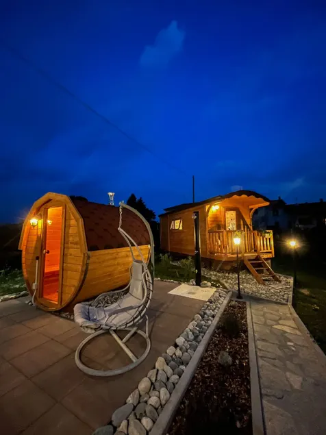 Romantic Gipsy - Image 1