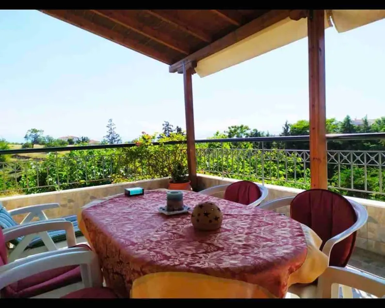 SEA VIEW MAISONETTE Netflix - Image 1