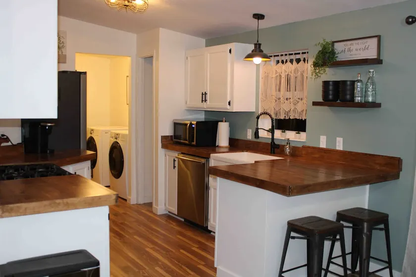 The Wheatland Farmhouse! - Image 1