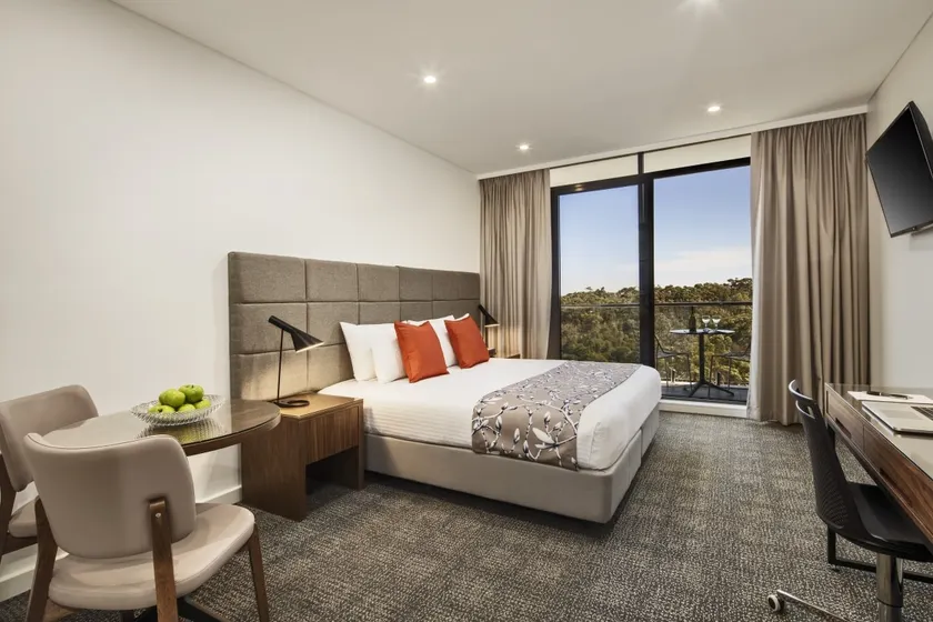 Studio Executive Apartment - Image 1